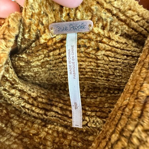 NWOT Free People 'Velvet Dreams' Gold Pullover Knit Wide-Arm Sweater - Picture 6 of 8